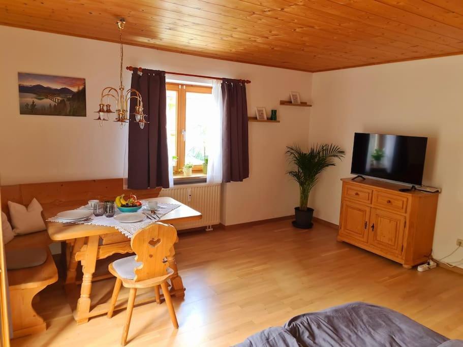 Ruhige Ferienwohnung In Bad Toelz Eksteriør bilde